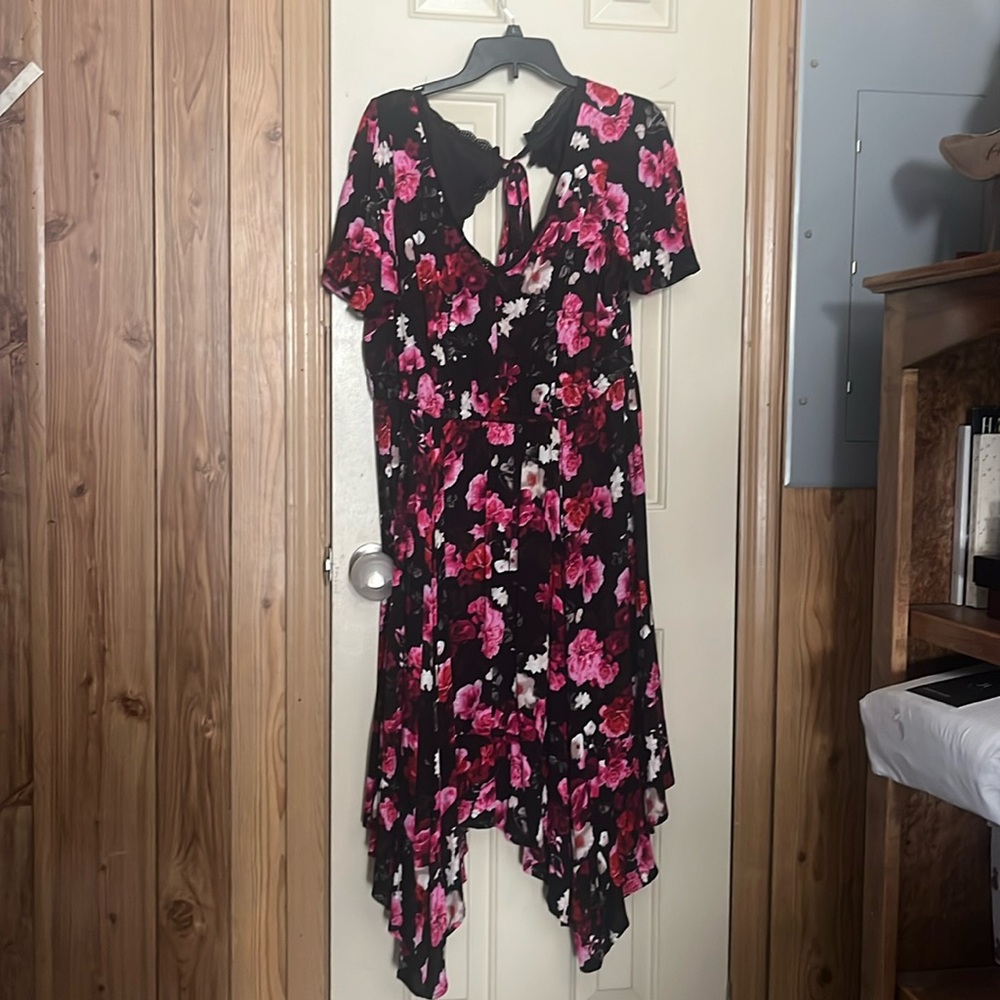 Women’s dress-Torrid brand- size 1 barely worn
